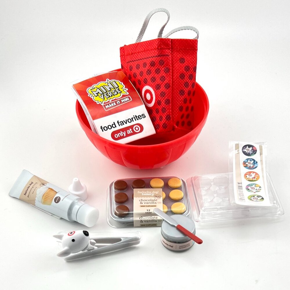 MGA Miniverse Target Series 1 Food Favorites Mini Cupcakes